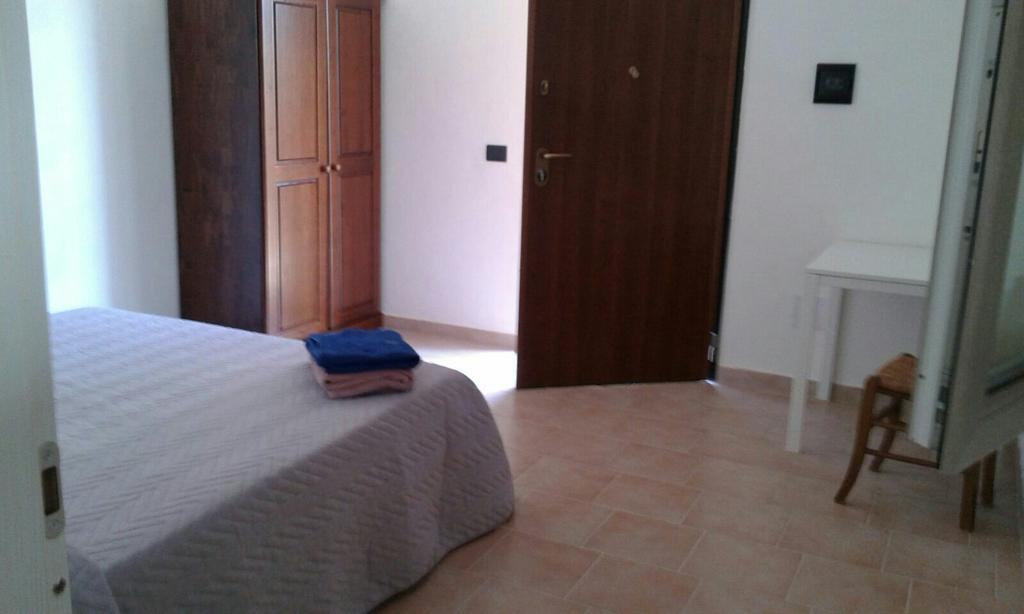 Alma Bed & Breakfast Sennariolo ภายนอก รูปภาพ