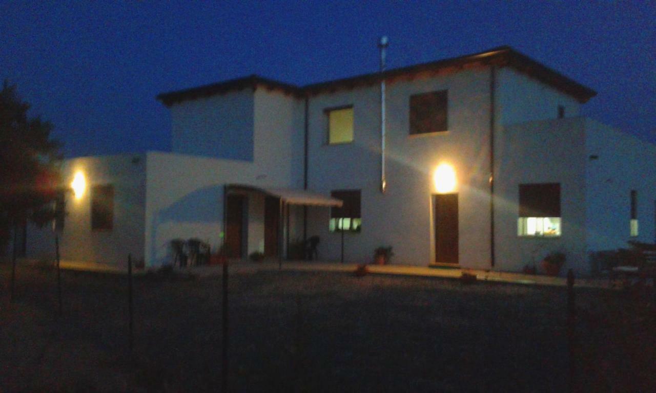 Alma Bed & Breakfast Sennariolo ภายนอก รูปภาพ