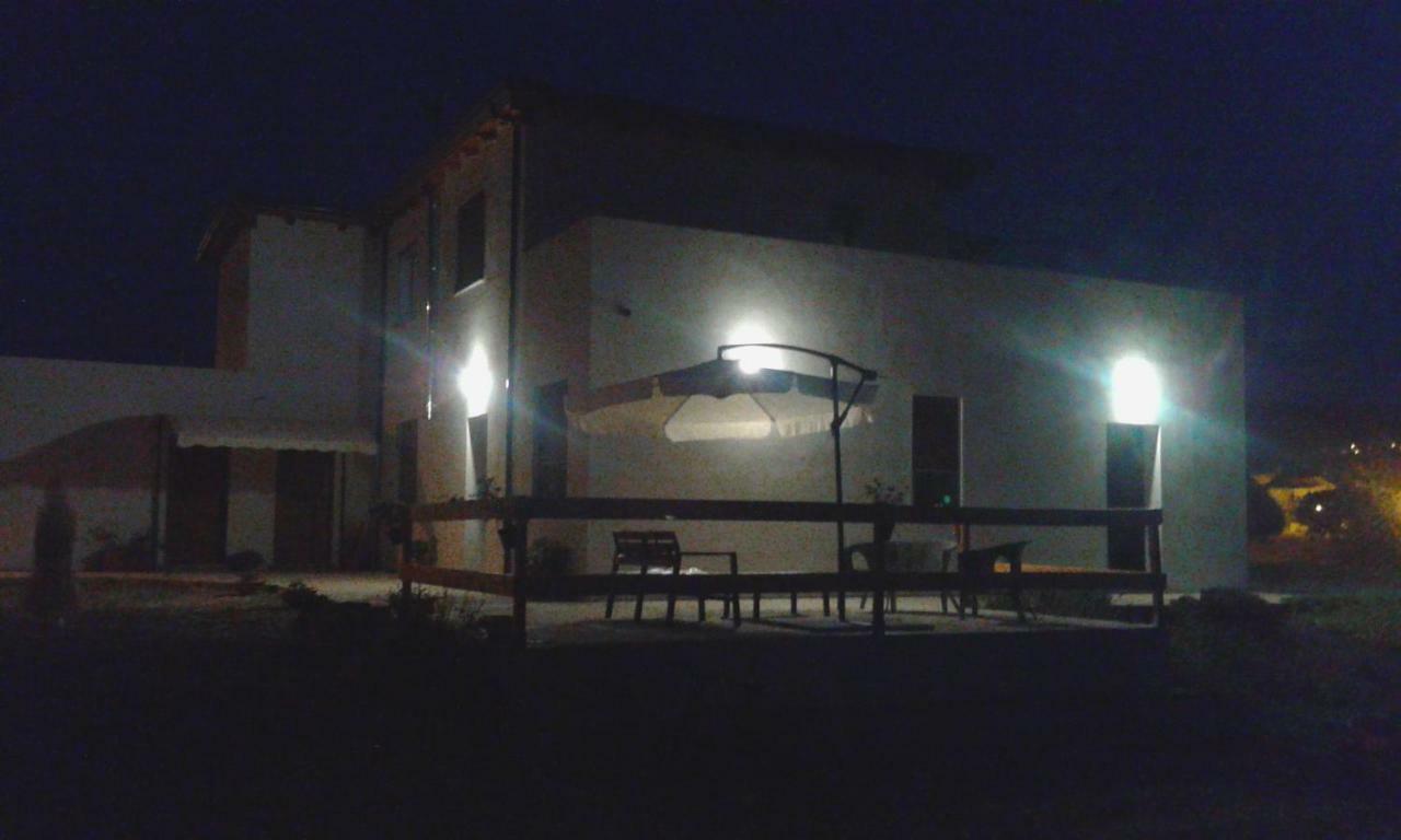Alma Bed & Breakfast Sennariolo ภายนอก รูปภาพ