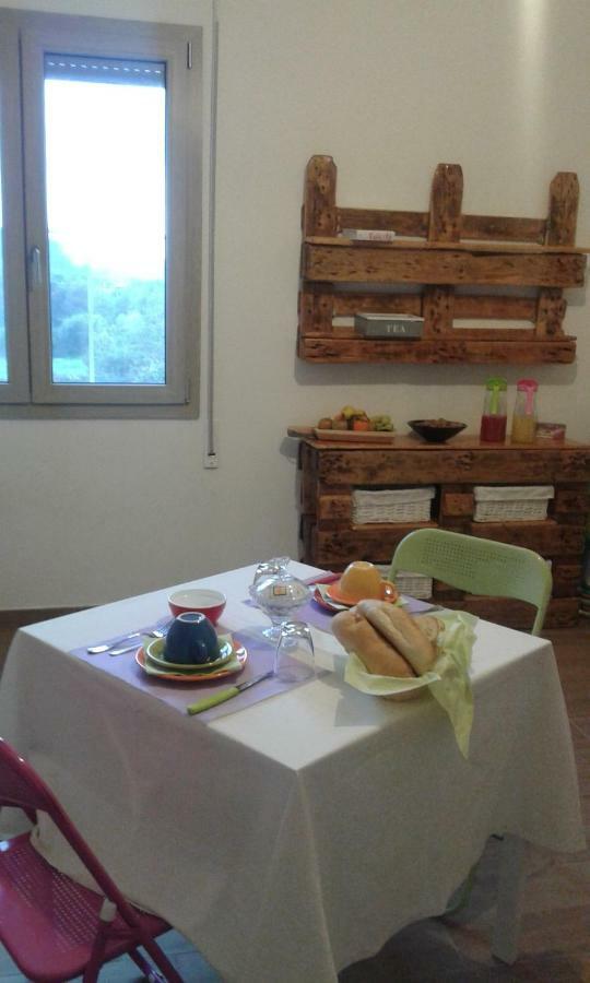 Alma Bed & Breakfast Sennariolo ภายนอก รูปภาพ